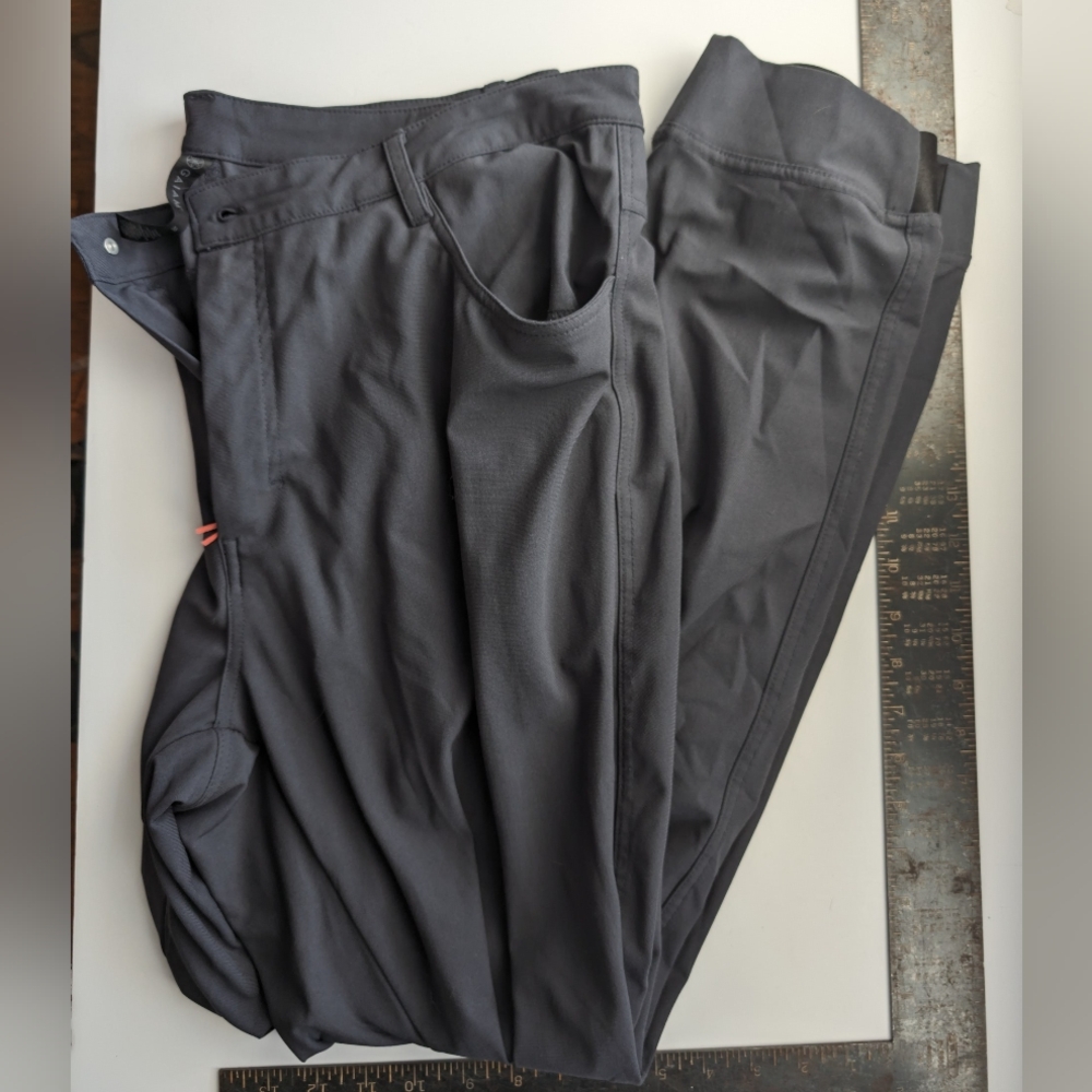 Gaiam pant navy 36"